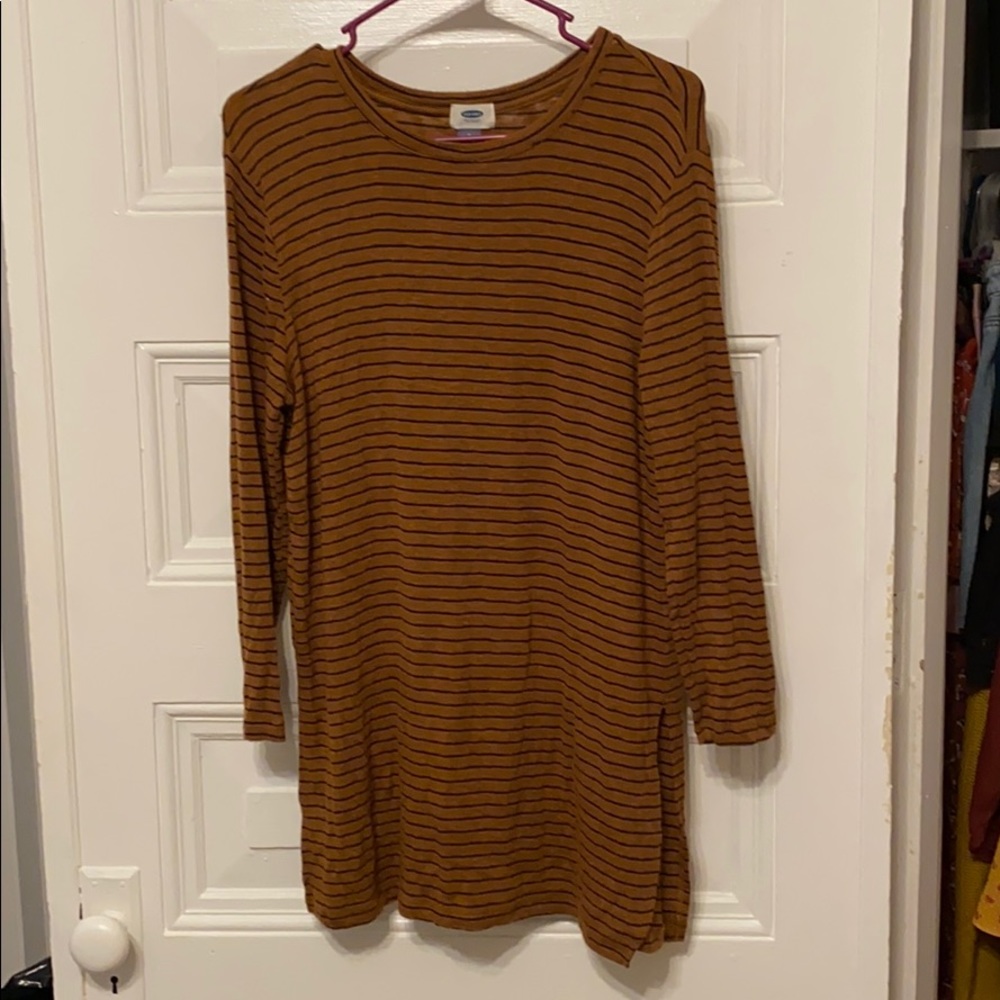 Long old navy shirt
